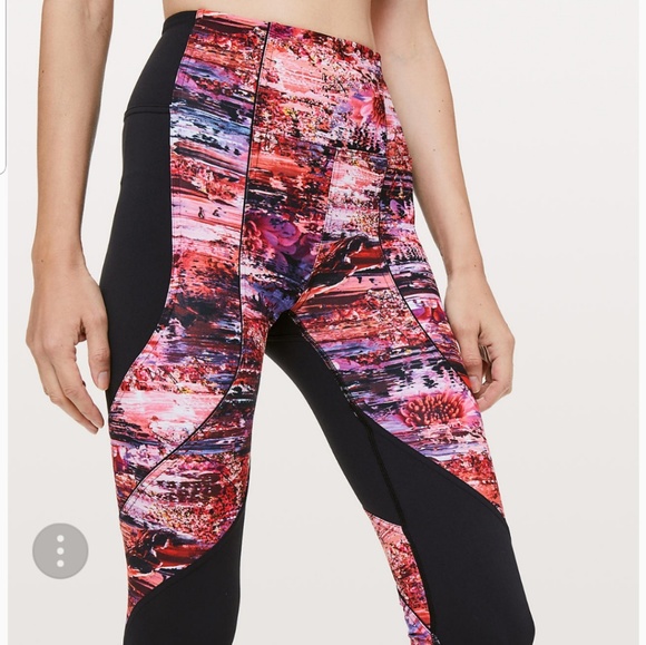 NWT Lululemon Sweat and Repeat Tight - Picture 3 of 5